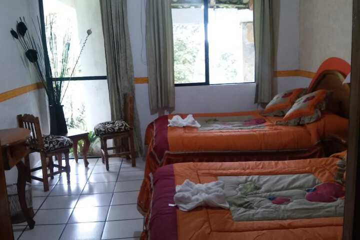 Room 6 of 39