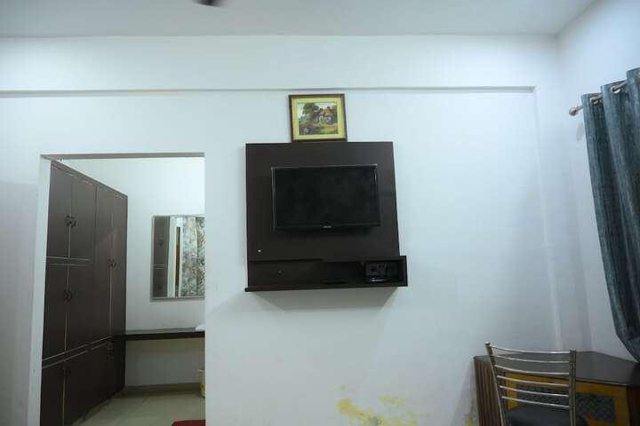 Room 50 of 106