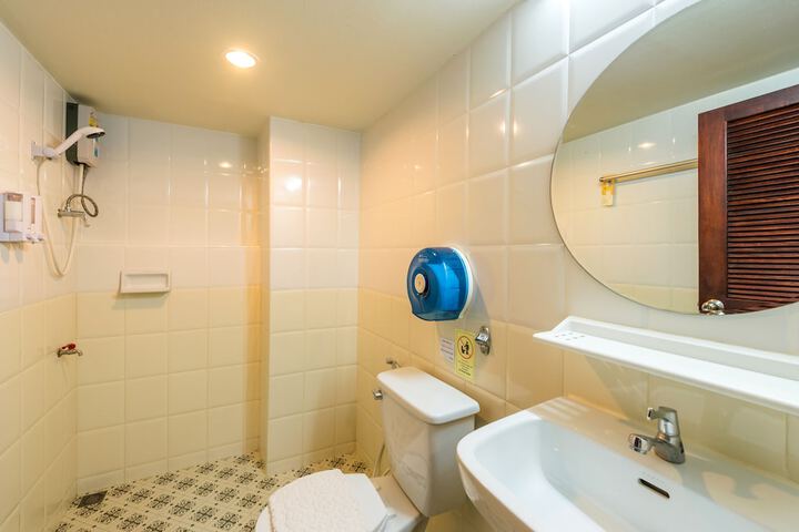 Bath Interior