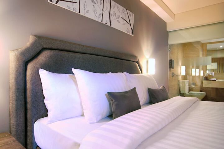 Room 15 of 46