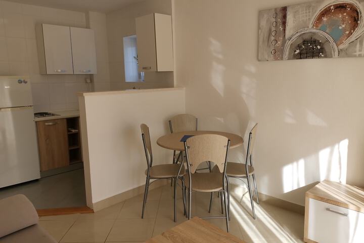 Room 7 of 22
