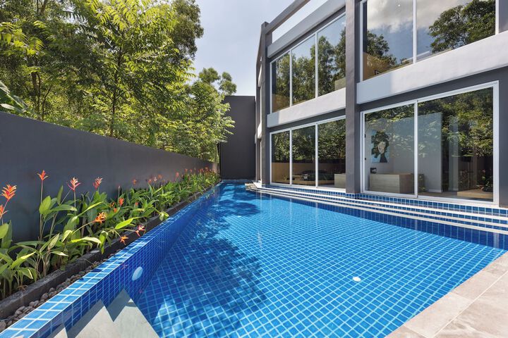Pool 136 of 154