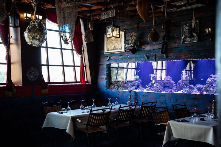 Dining 73 of 115