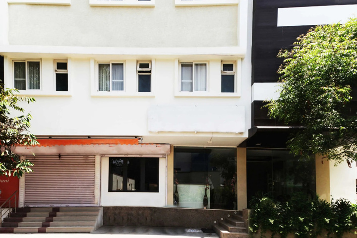 OYO 14406 Hotel Subashree
