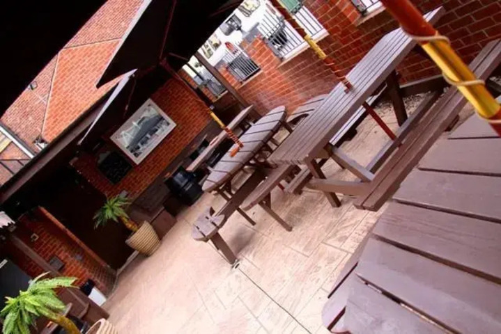 Exterior of THE GRAZIERS ARMS