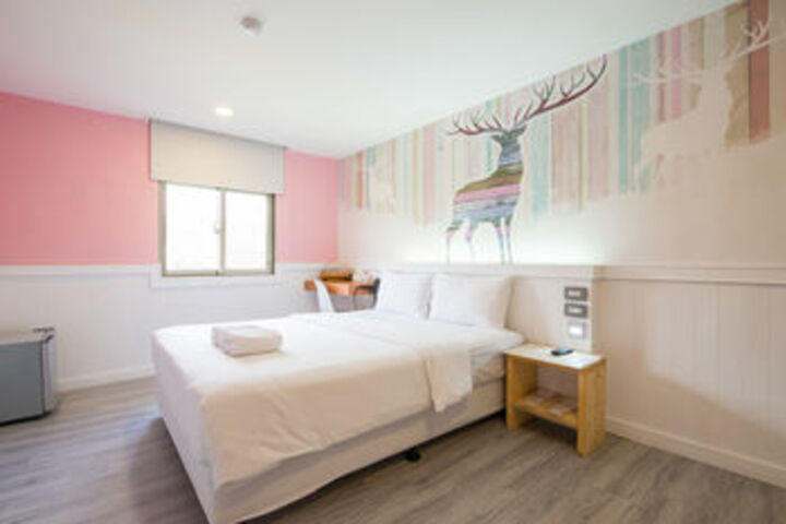Room 12 of 39