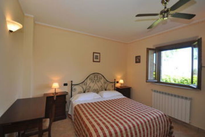 Room 6 of 43
