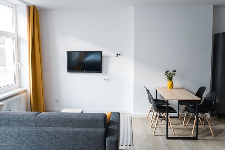 Room 72 of 101