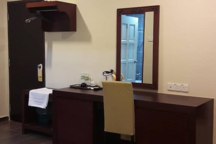 Room 34 of 61
