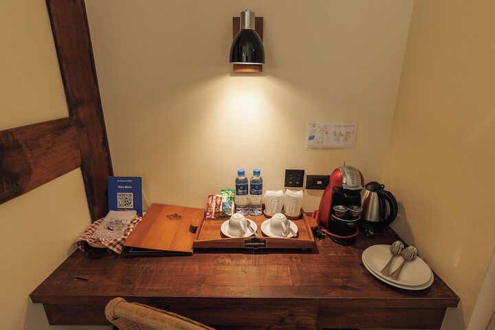 Breakfast/Coffee Service 83 of 193