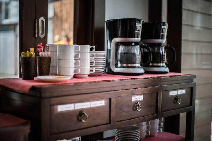 Breakfast/Coffee Service 29 of 49