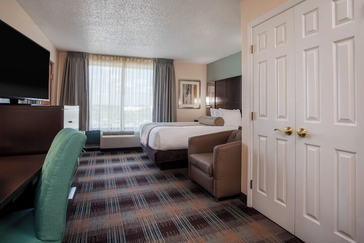 Room 27 de 39