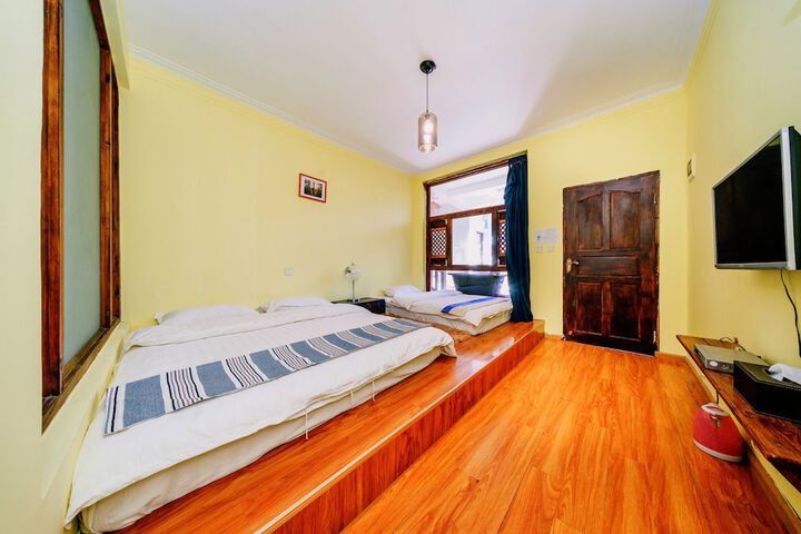 Room 16 of 30