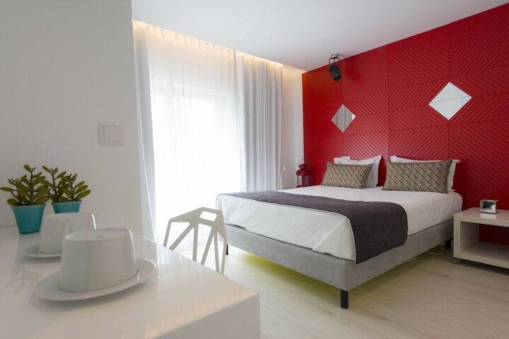 Room 13 of 48