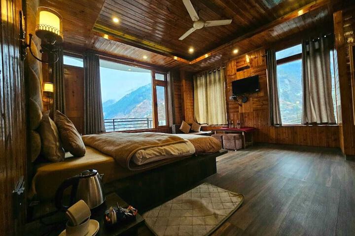 Room 22 of 27