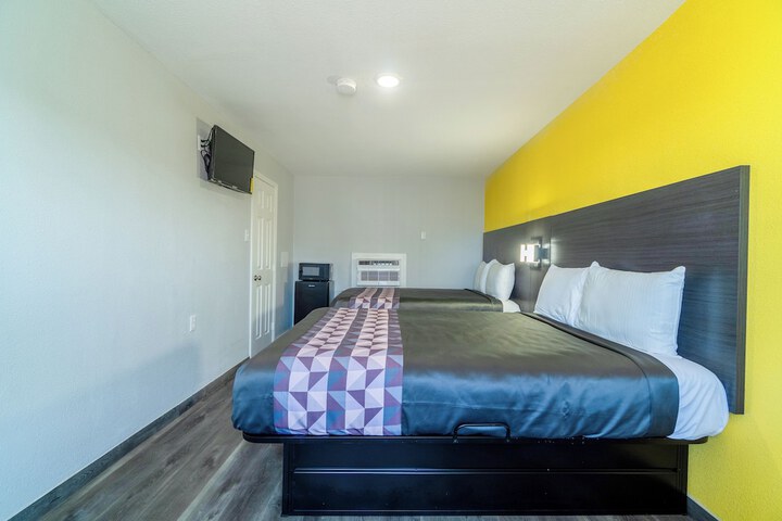 Room 45 of 79