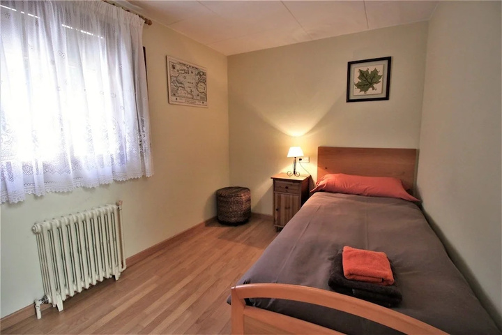 Room 4 of 21