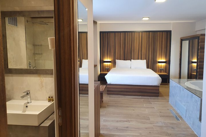 Room 11 of 45