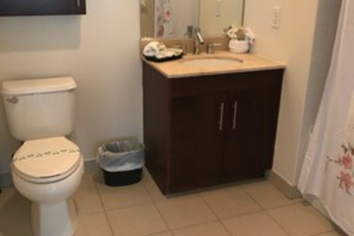 Room 9 of 246