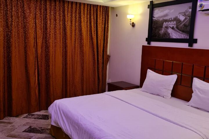 Room 43 of 47