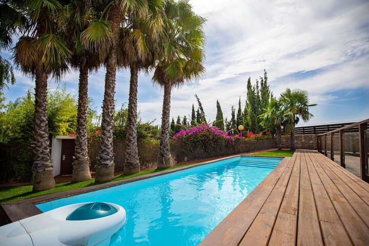 Pool 42 of 59