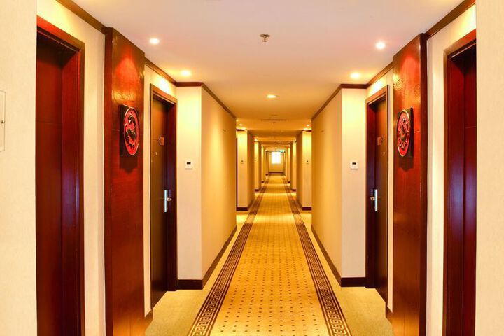 Emperor Hotel