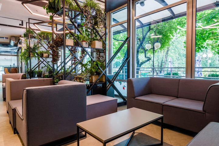 Guest Lobby