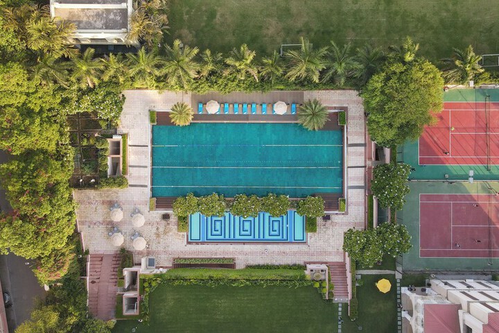 Pool 16 of 39