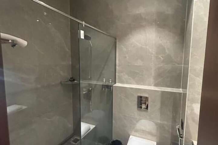Room 17 of 20
