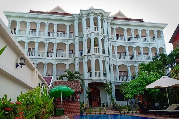 Blue Palace Hotel Siem Reap