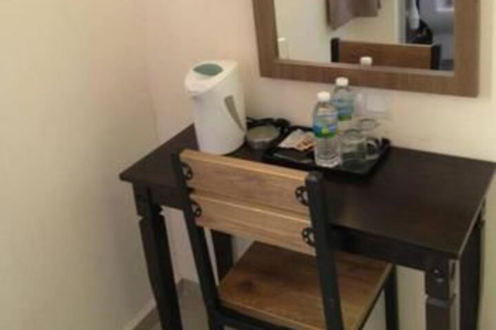 Room 15 of 20