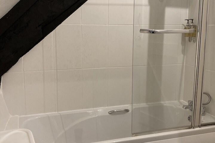 Room 30 of 52