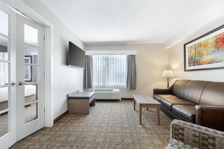 Room 35 of 85