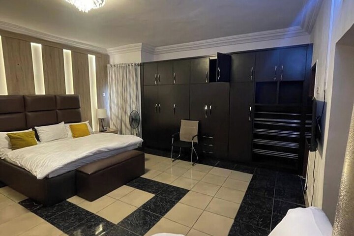 Room 19 of 57