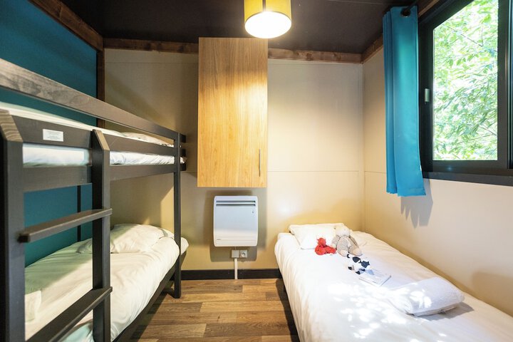 Room 8 of 45