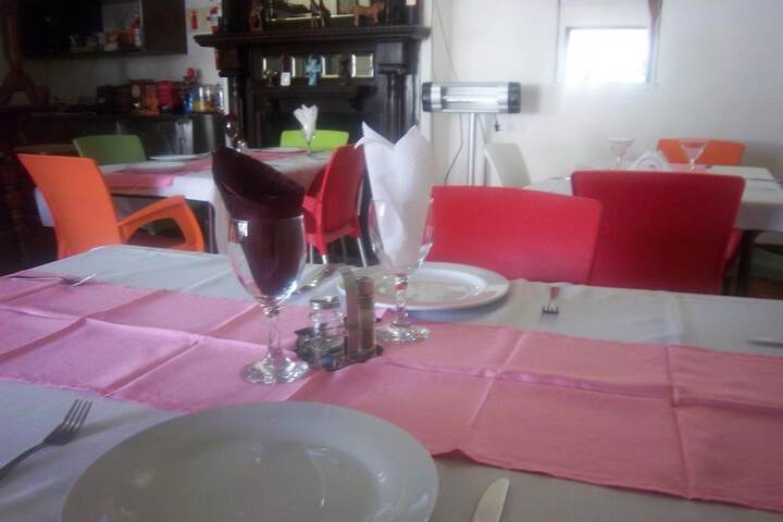 Dining 48 of 55