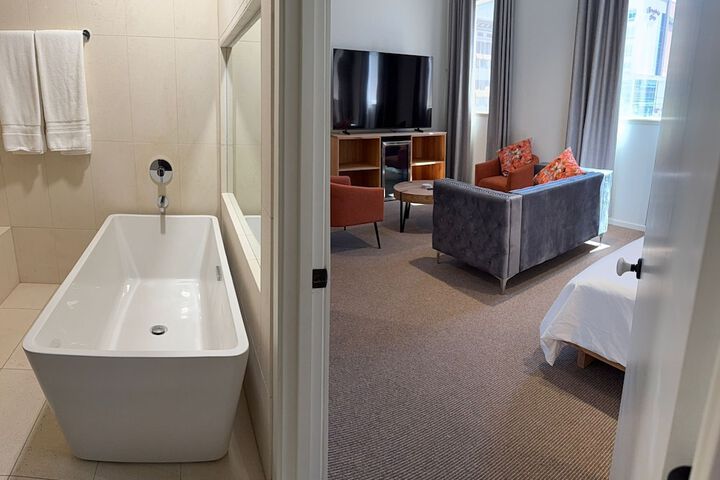 Room 46 of 153