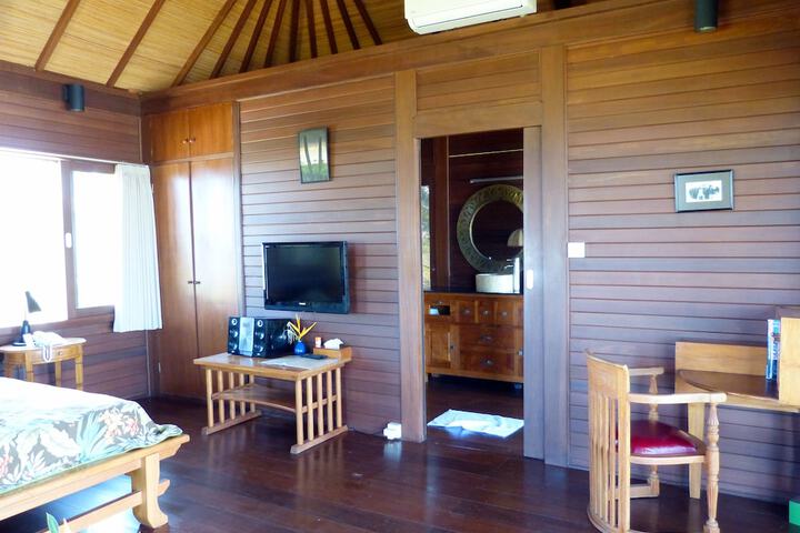 Room 2 of 88