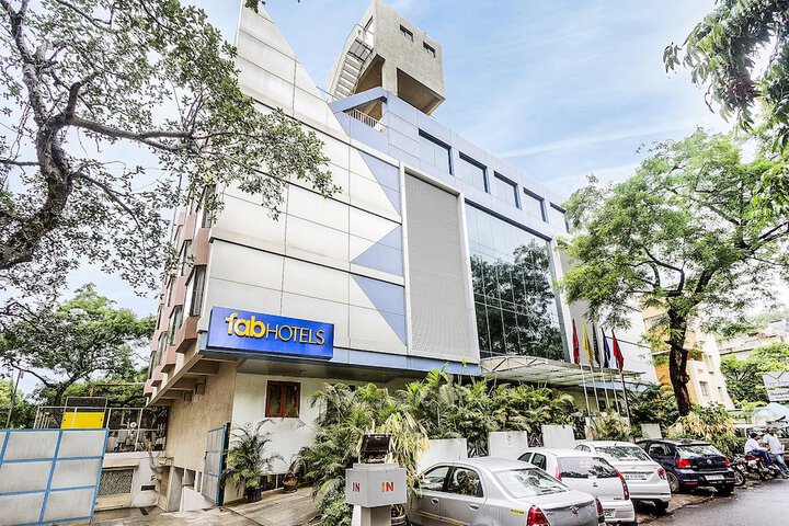 FabHotel Gandharva Shivajinagar