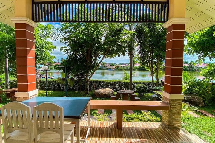 Terrace/Patio 38 of 39