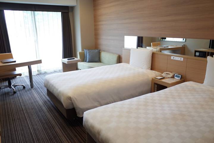 Room 7 of 239