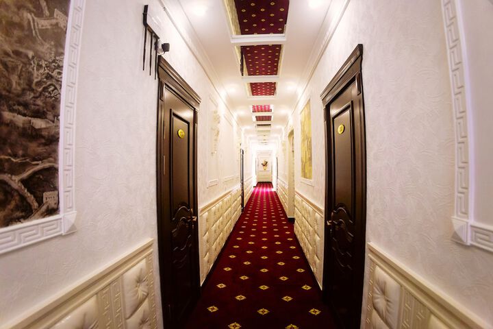 Ballroom/Hall 40 of 47
