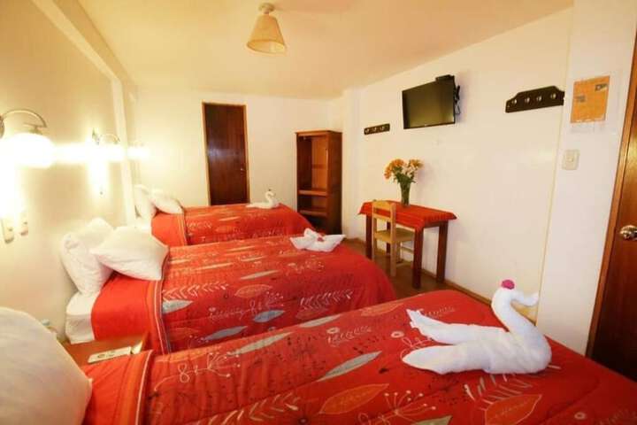 Room 3 of 16