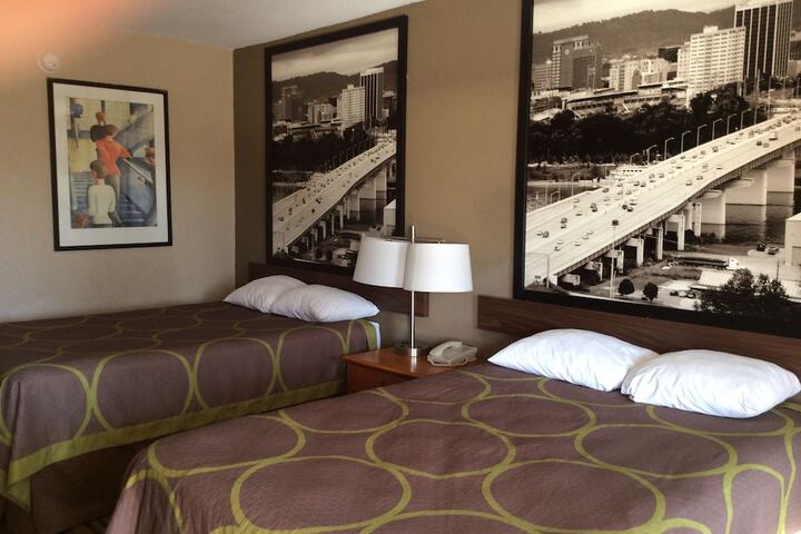 Double Accessible King Size Bed (11 of 25)
