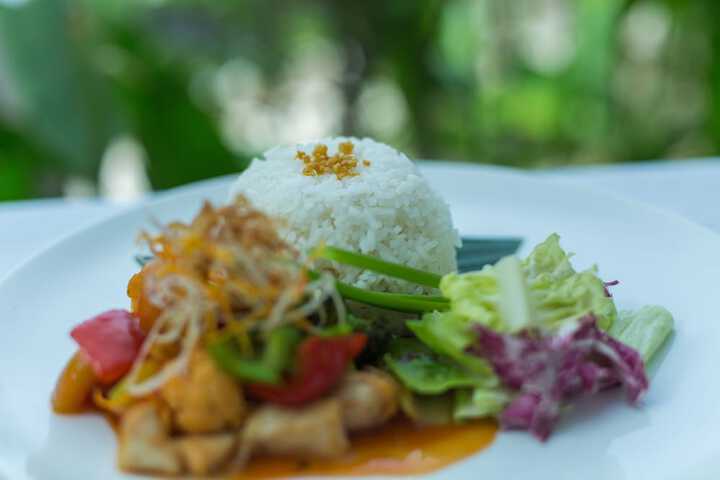 Dining 54 of 84