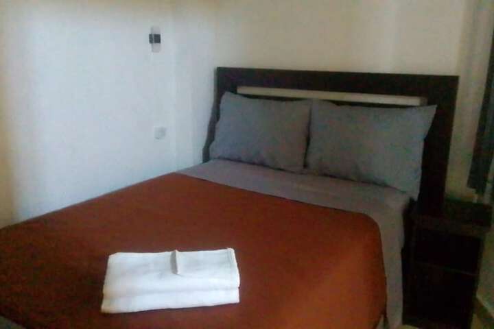 Room 19 of 127