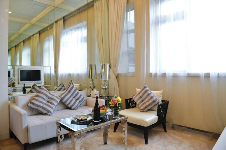 Room 45 of 90