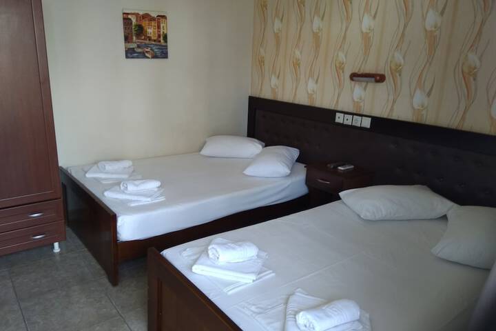 Room 19 of 57