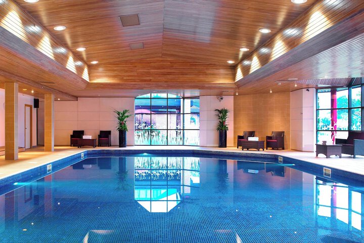 Hotel with Pool