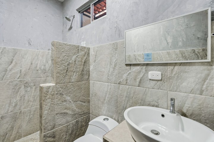 Room 12 of 20